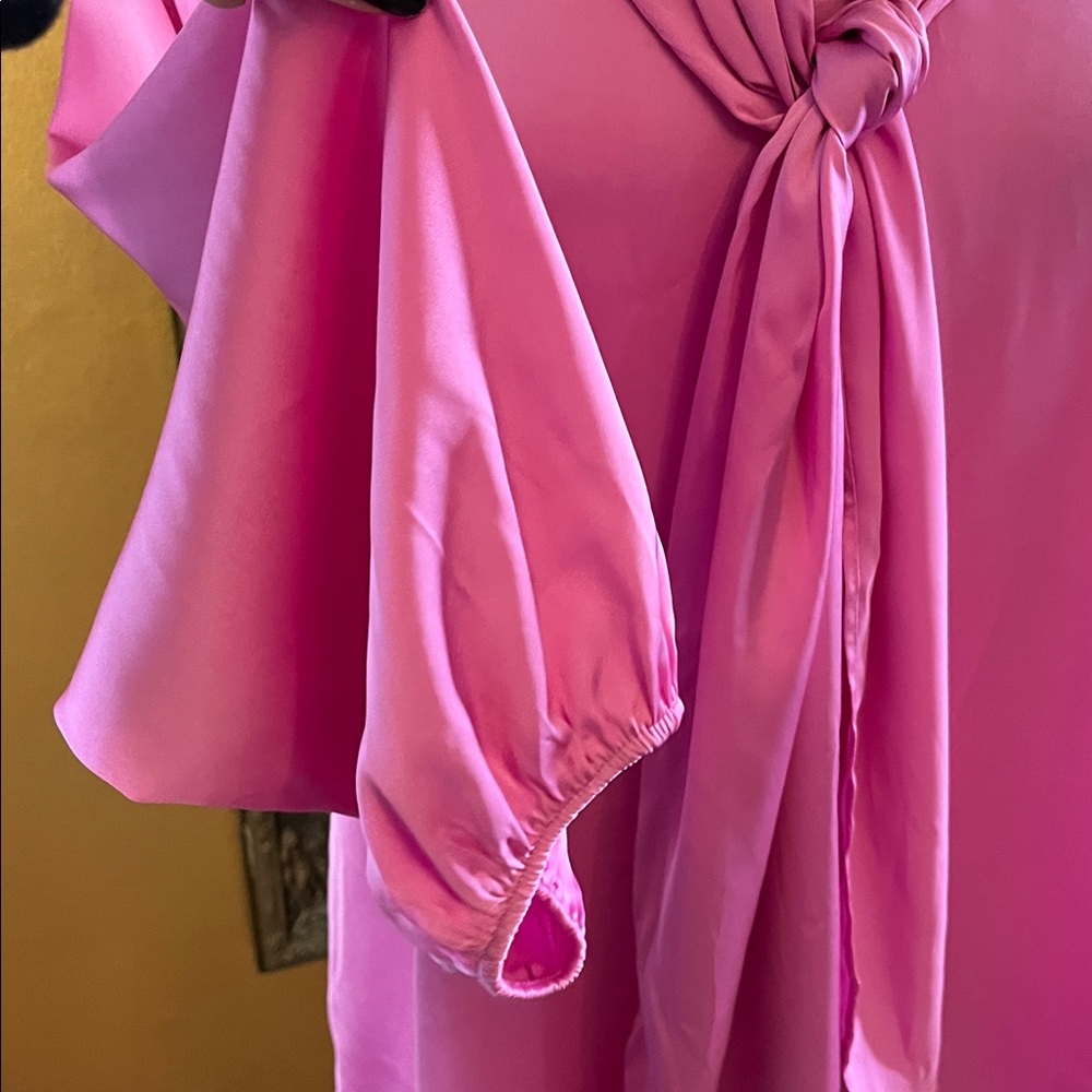 Bar III Vibrant Pretty in Pink Satin Blouse w/ neck tie & elastic cuffs size XXL - Picture 8 of 17